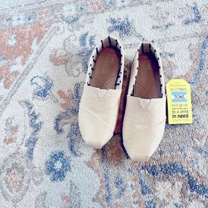 Women’s Tom’s - Antique White Heritage Canvas